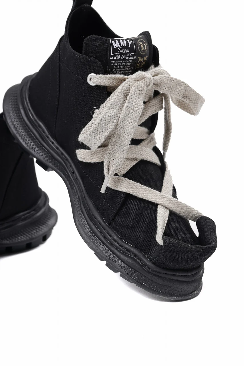 beauty : beast ROLL-TONGUE STAINNING SHOES feat. Maison MIHARA YASUHIRO (BLACK x BEIGE) - Image 12