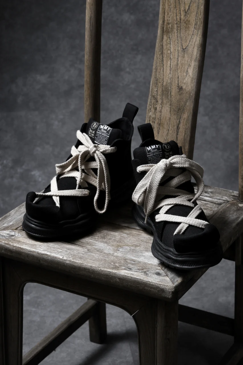 beauty : beast ROLL-TONGUE STAINNING SHOES feat. Maison MIHARA YASUHIRO (BLACK x BEIGE) - Image 13