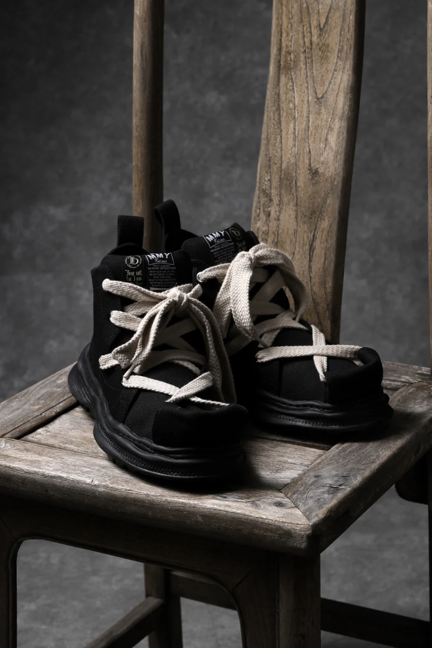 beauty : beast ROLL-TONGUE STAINNING SHOES feat. Maison MIHARA YASUHIRO (BLACK x BEIGE) - Image 16