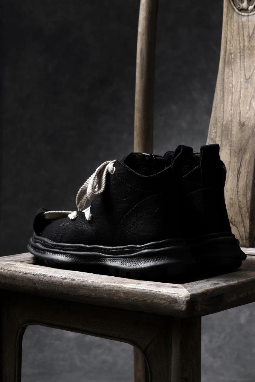 beauty : beast ROLL-TONGUE STAINNING SHOES feat. Maison MIHARA YASUHIRO (BLACK x BEIGE) - Image 18