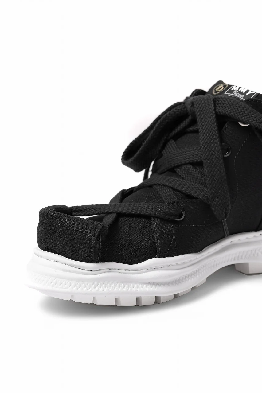 beauty : beast ROLL-TONGUE STAINNING SHOES feat. Maison MIHARA YASUHIRO (BLACK x BLACK) - Image 11