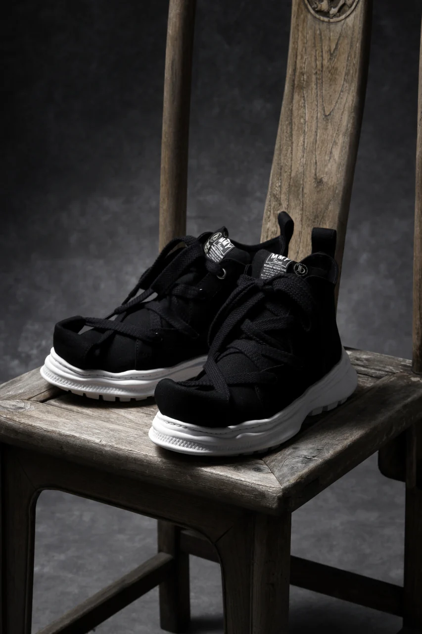 beauty : beast ROLL-TONGUE STAINNING SHOES feat. Maison MIHARA YASUHIRO (BLACK x BLACK) - Image 14
