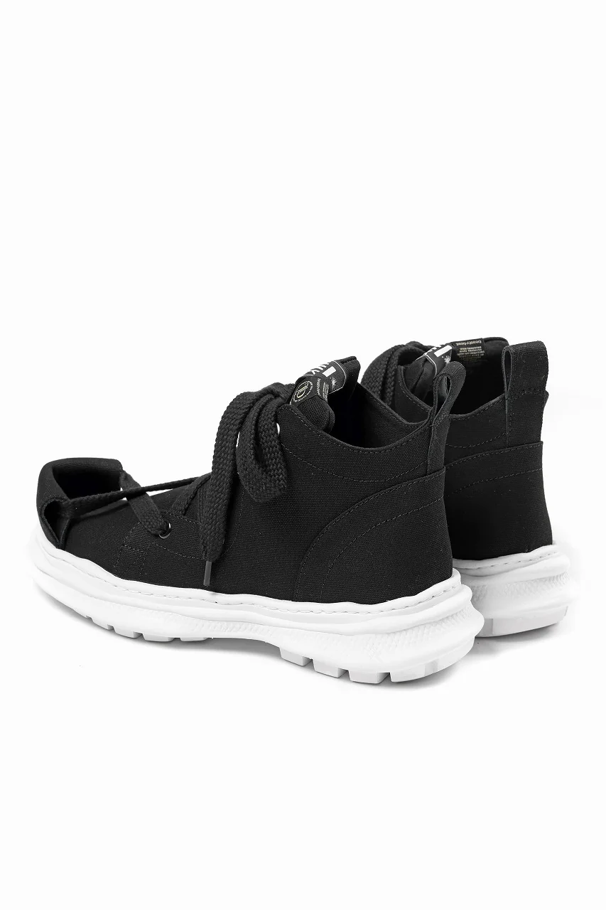 beauty : beast ROLL-TONGUE STAINNING SHOES feat. Maison MIHARA YASUHIRO (BLACK x BLACK) - Image 5
