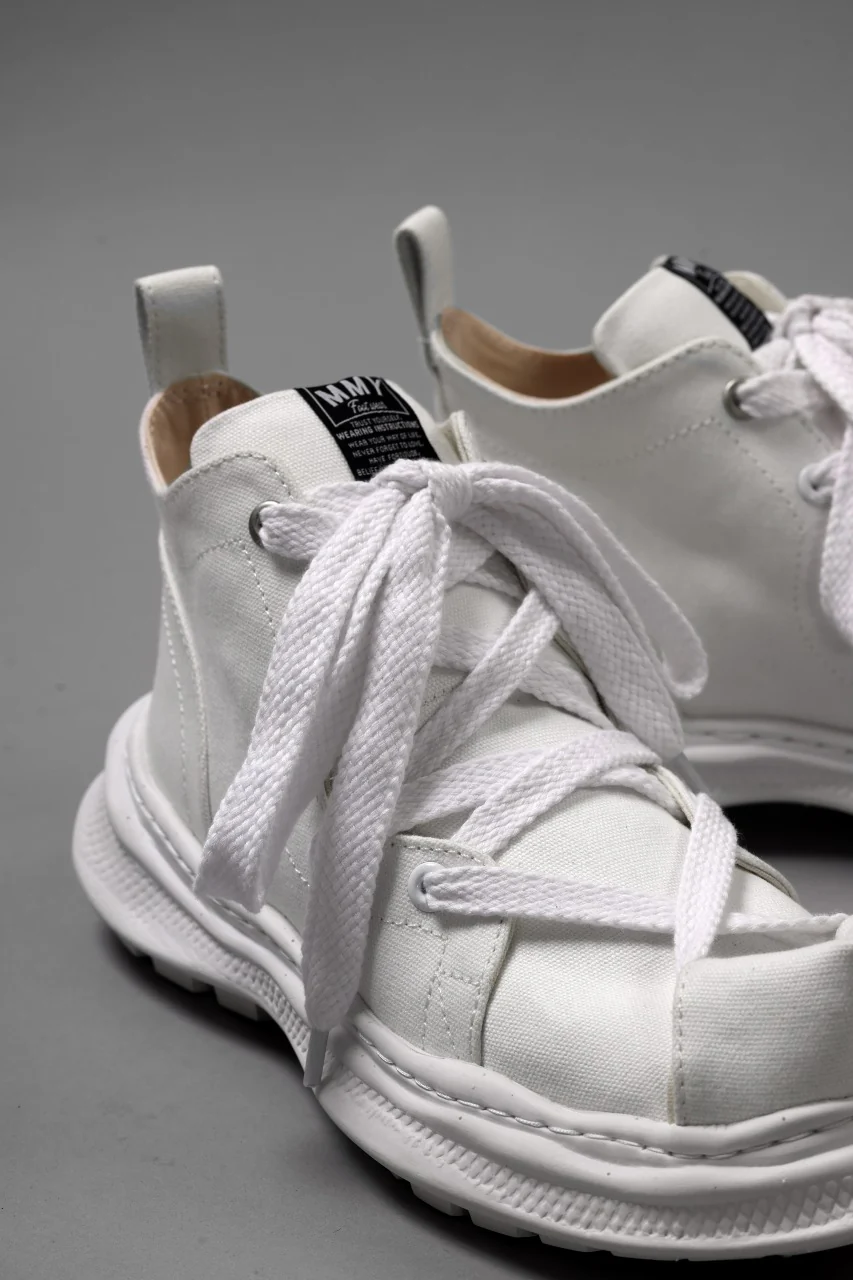 beauty : beast ROLL-TOE SHOES feat. Maison MIHARA YASUHIRO (WHITE x WHITE) - Image 12