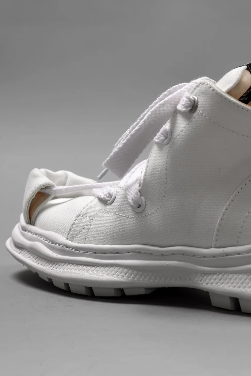 beauty : beast ROLL-TOE SHOES feat. Maison MIHARA YASUHIRO (WHITE x WHITE) - Image 18