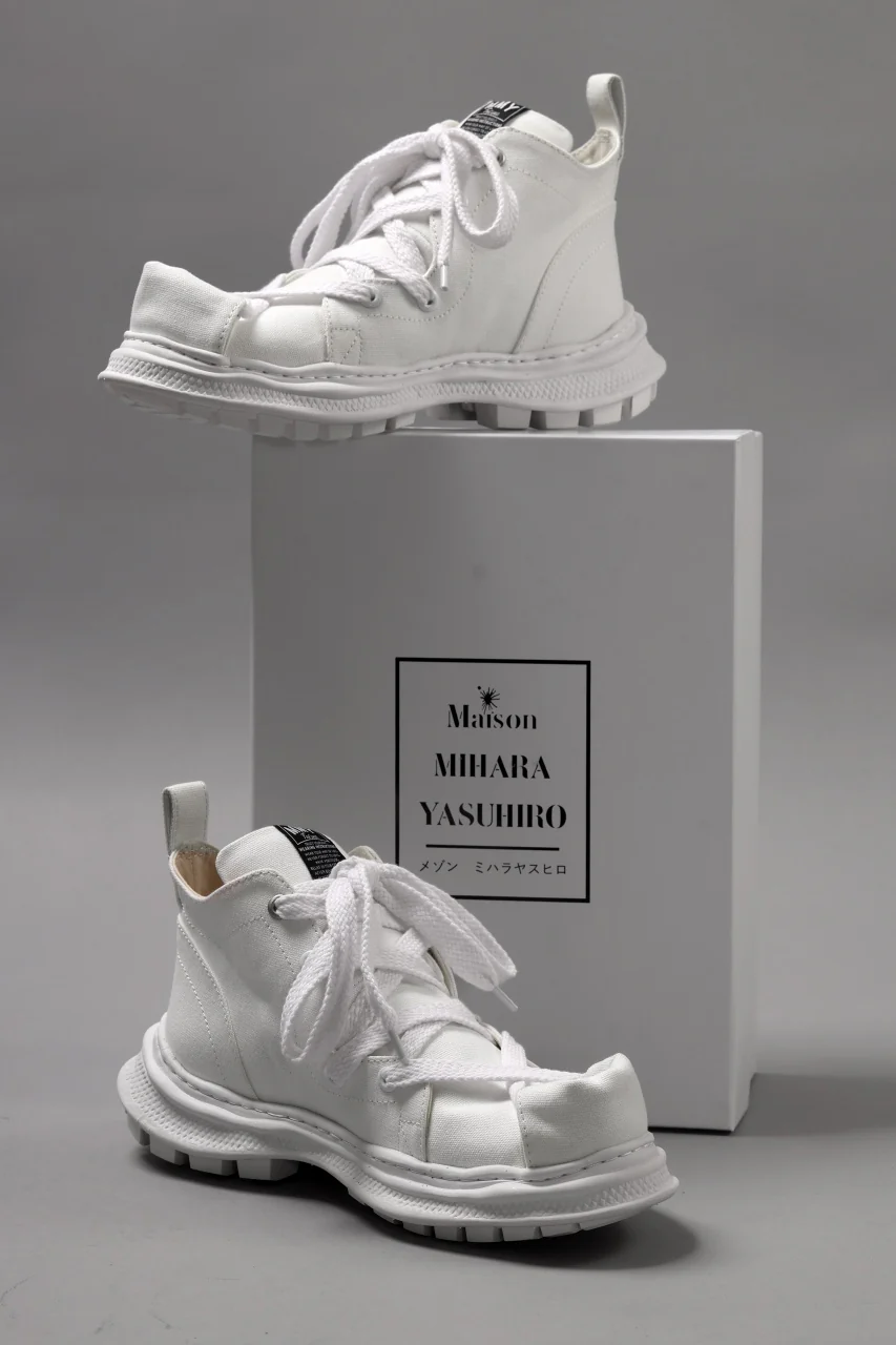 beauty : beast ROLL-TOE SHOES feat. Maison MIHARA YASUHIRO (WHITE x WHITE) - Image 19