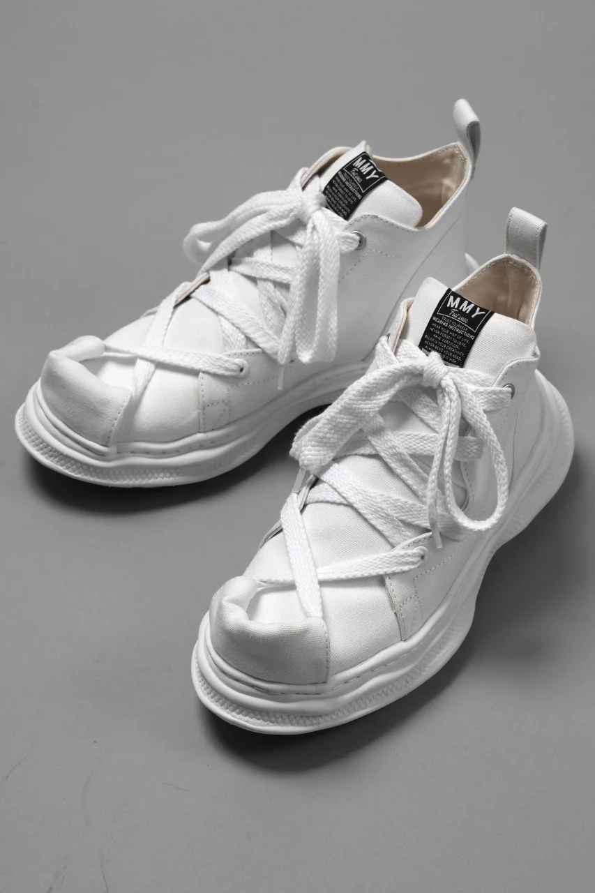 beauty : beast ROLL-TOE SHOES feat. Maison MIHARA YASUHIRO (WHITE x WHITE) - Image 3