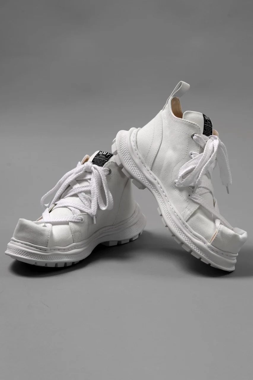 beauty : beast ROLL-TOE SHOES feat. Maison MIHARA YASUHIRO (WHITE x WHITE) - Image 6