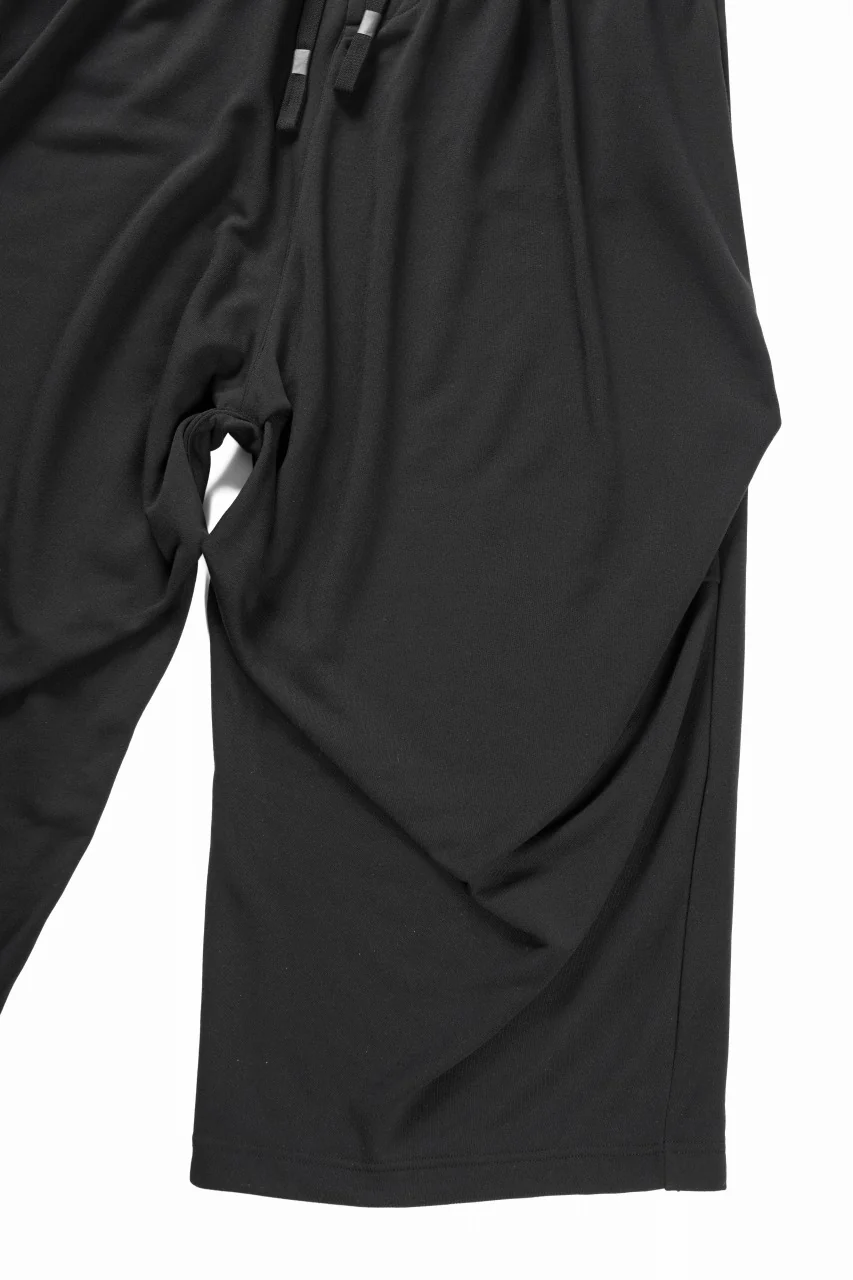 beauty:beast VOLUMETRIC SWEATPANTS (BLACK) - Image 6