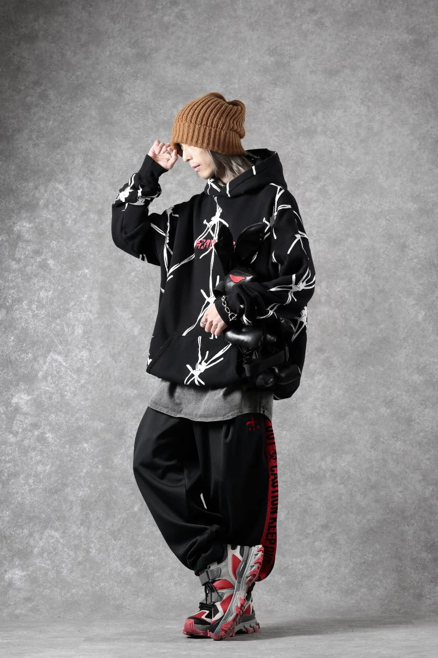 beauty : beast x CVTVLIST KEEP OUT TRACK PANTS (BLACK) - Image 21