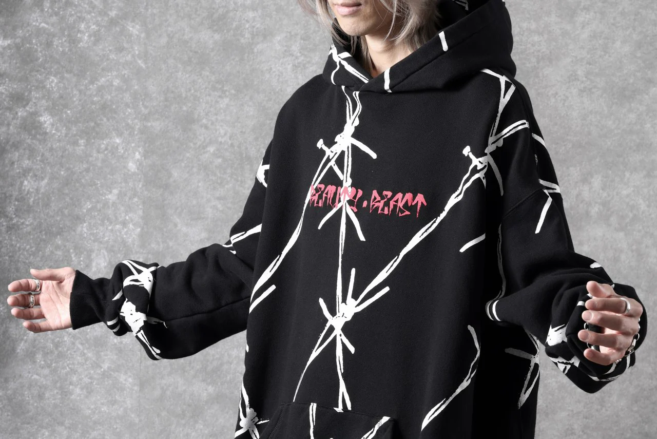 beauty : beast x CVTVLIST P.O HOODED "BARBED WIRE" (BLACK) - Image 34