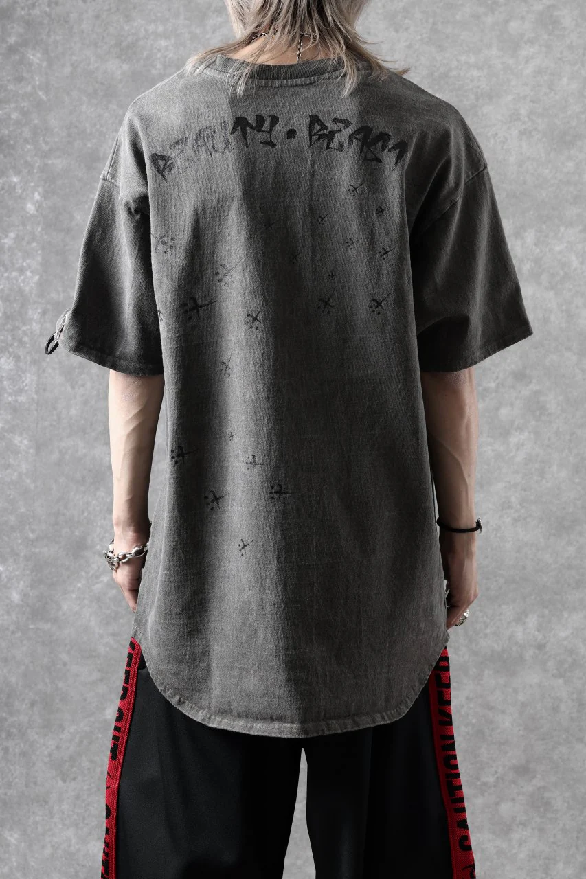 beauty : beast x CVTVLIST S/S TEE "FASHION WAR" (G.BLACK) - Image 18
