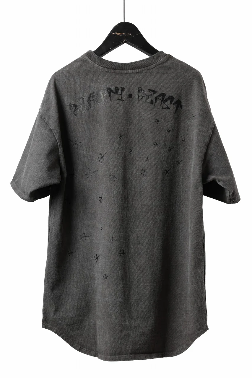 beauty : beast x CVTVLIST S/S TEE "FASHION WAR" (G.BLACK) - Image 3