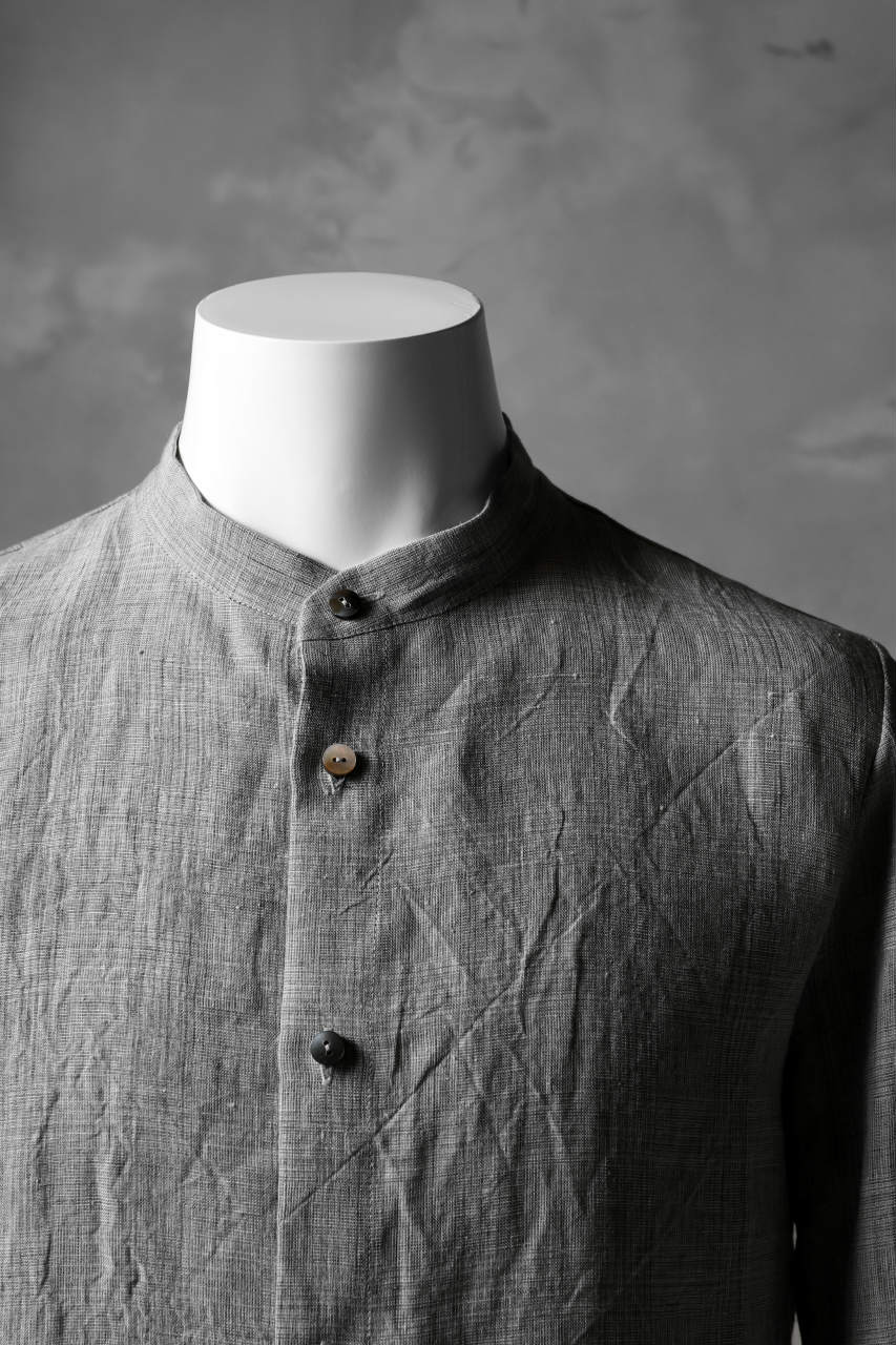 blackcrow band collar linen check shirt / sumi dyed (carbon) - Image 6