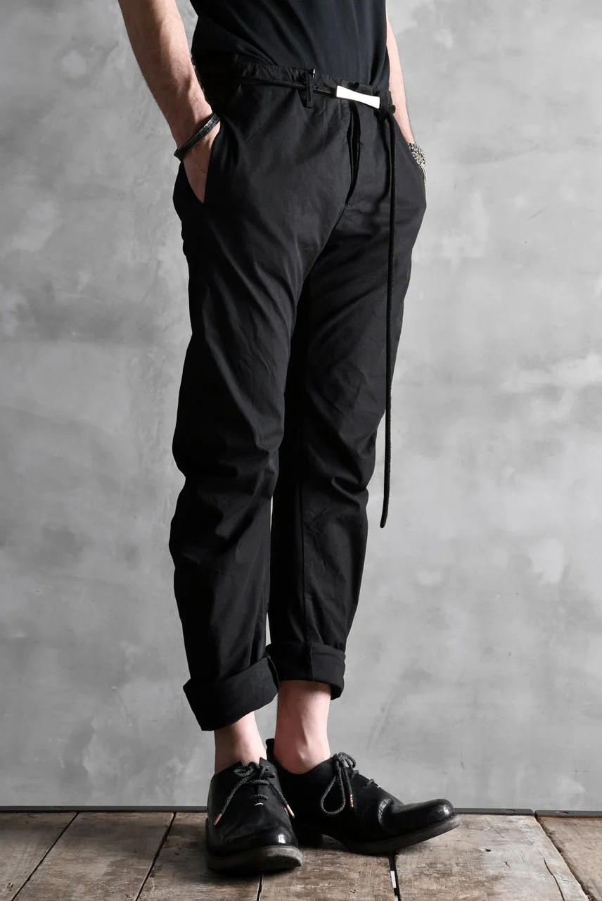 blackcrow high density cotton banana shape trousers (BLACK) - Image 26
