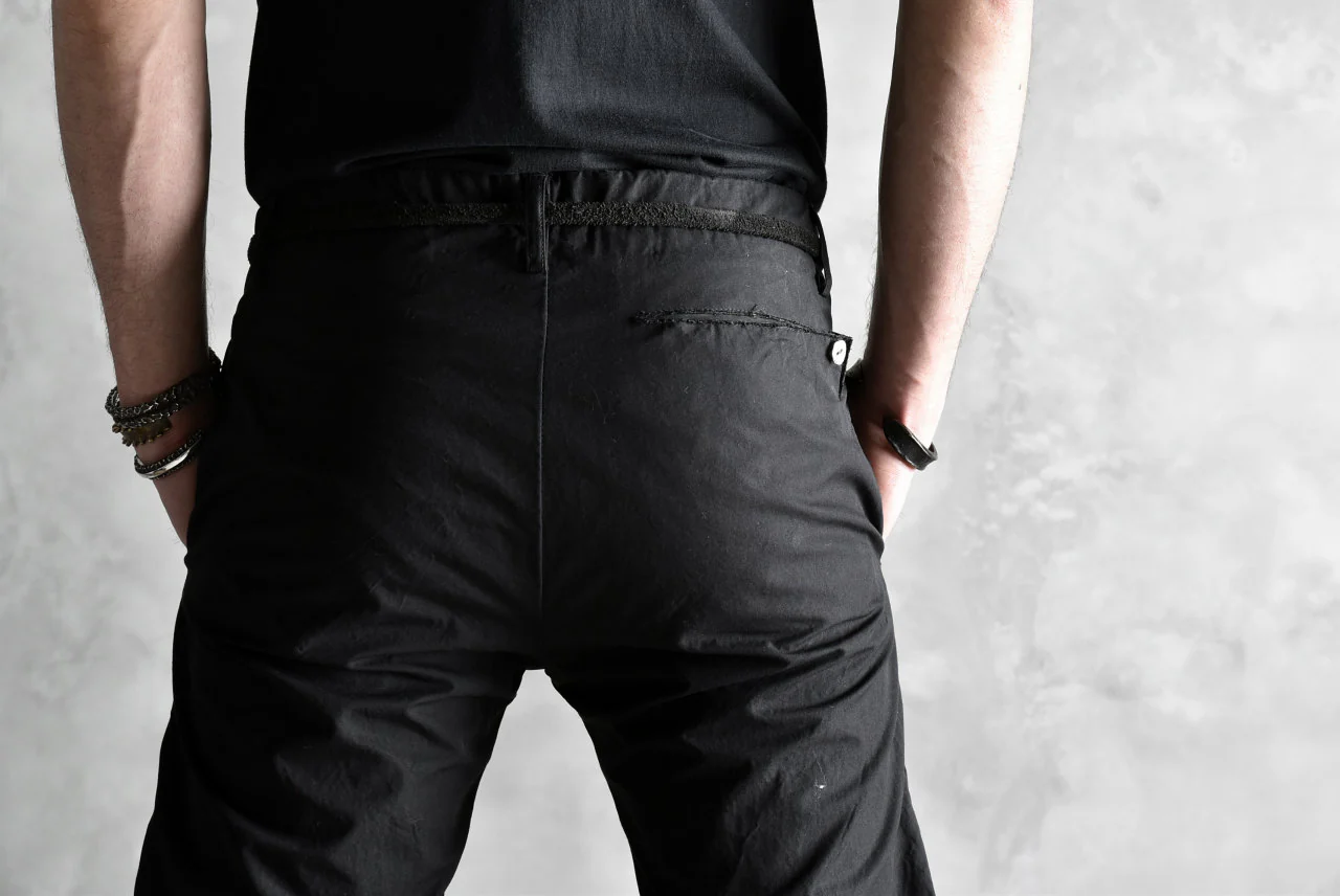 blackcrow high density cotton banana shape trousers (BLACK) - Image 32