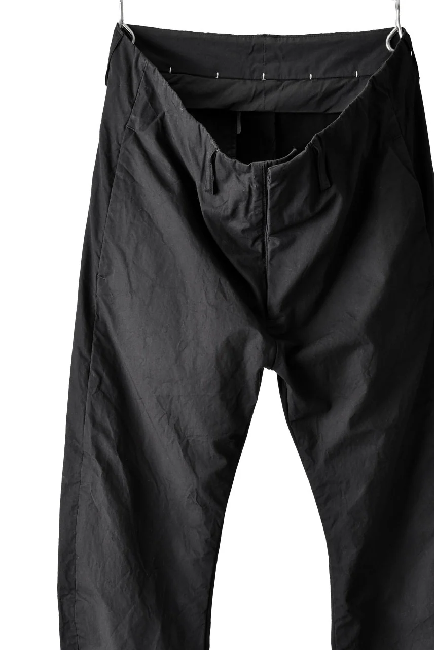blackcrow high density cotton banana shape trousers (BLACK) - Image 4