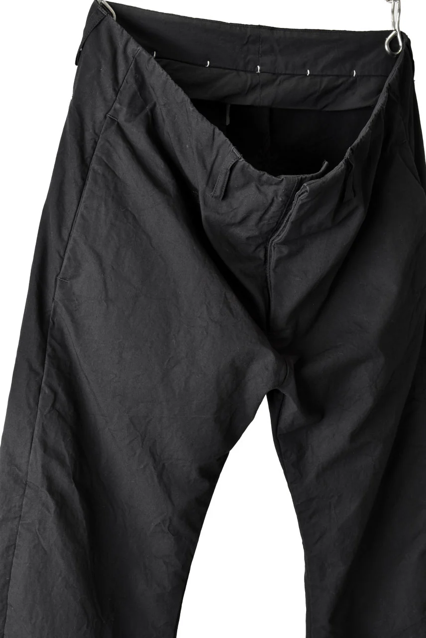 blackcrow high density cotton banana shape trousers (BLACK) - Image 5