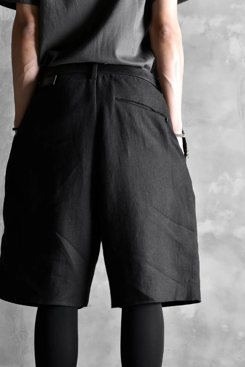 blackcrow linen-cotton woven short trousers (BLACK) - Image 21