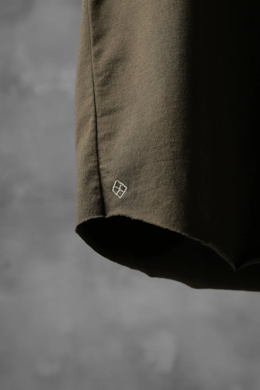 blackcrow short sleeve cutsewn / silky touch cotton (khaki) - Image 7