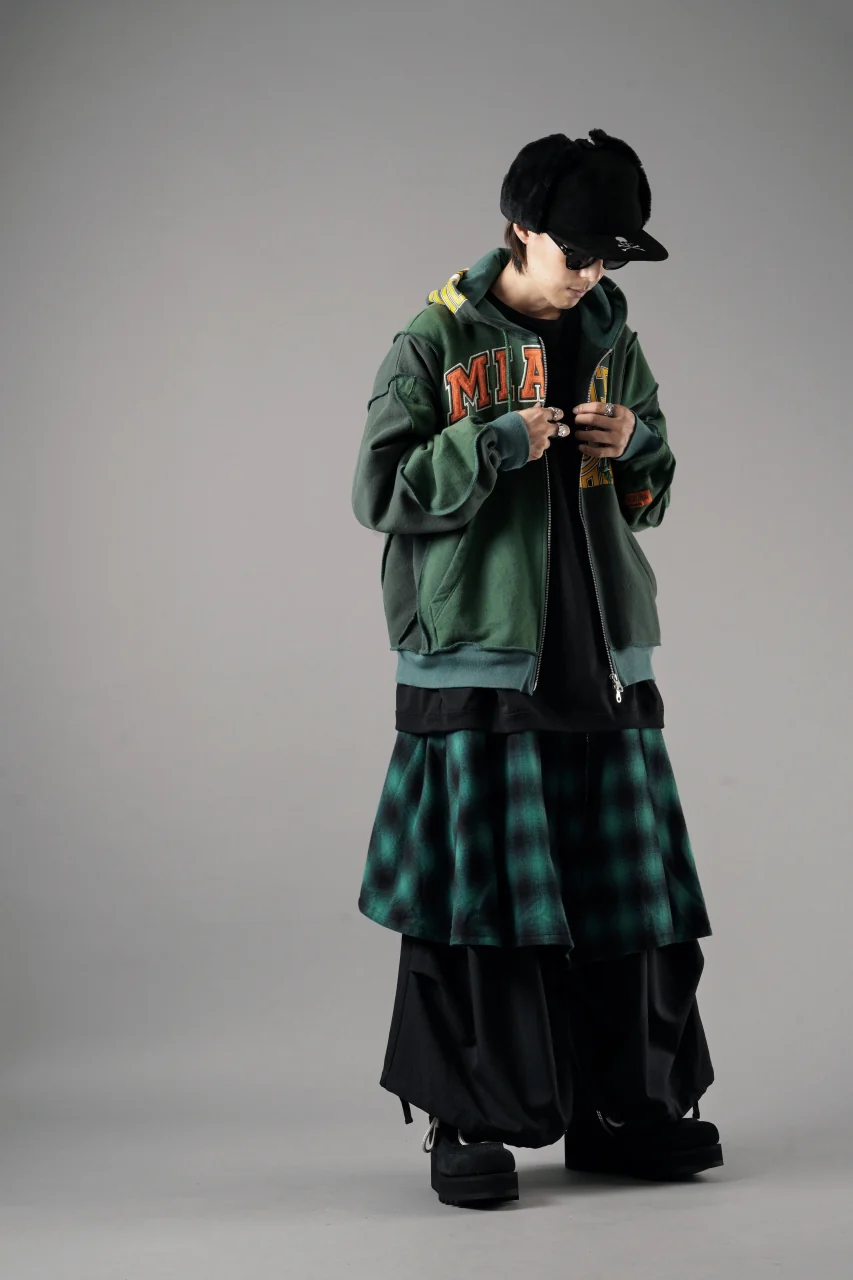 CHANGES REMAKE PANELED HOODIE (MULTI GREEN #B) - Image 12