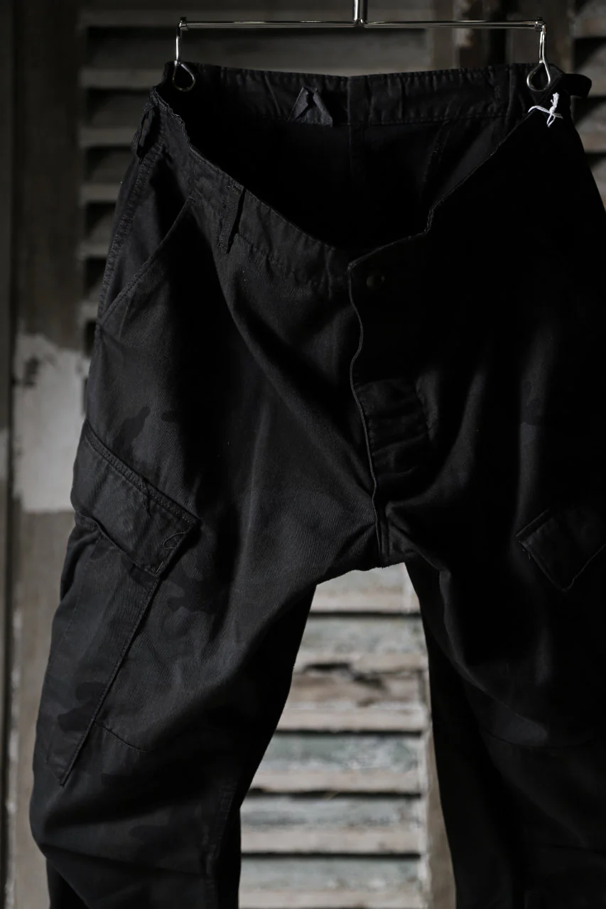 CHANGES VINTAGE REMAKE MILITARY CARGO TAPERED PANTS / WOODLAND CAMO (BLACK DYED #A) - Image 5