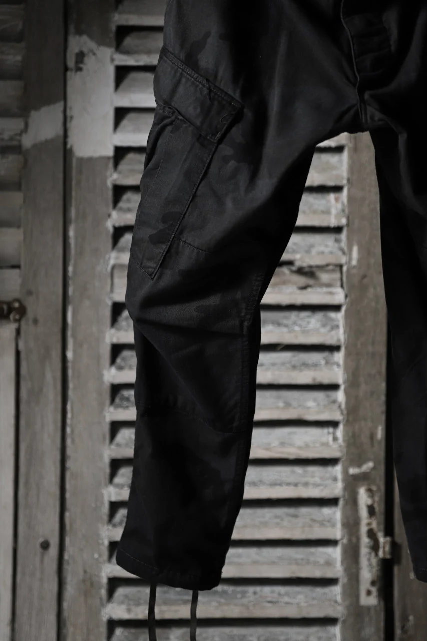 CHANGES VINTAGE REMAKE MILITARY CARGO TAPERED PANTS / WOODLAND CAMO (BLACK DYED #A) - Image 8