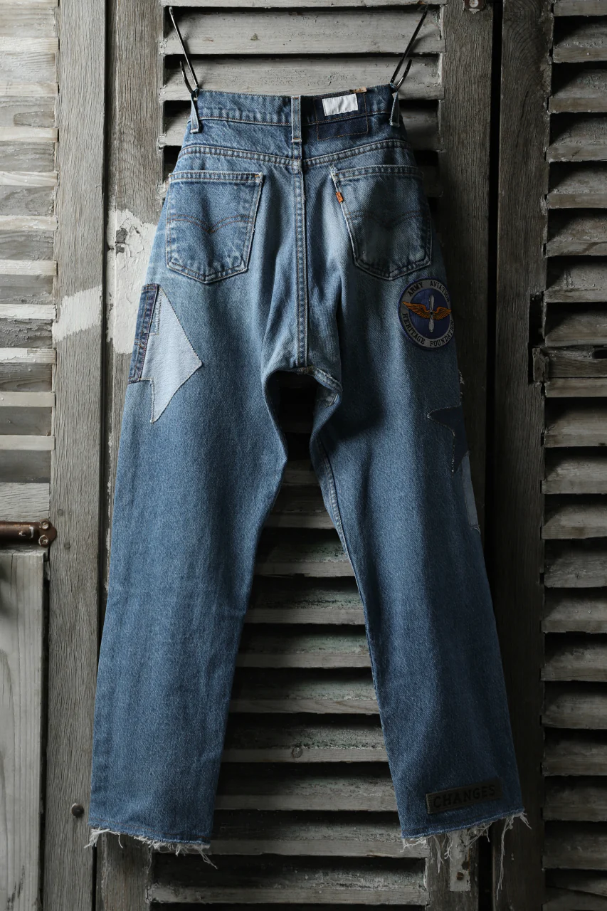 CHANGES VINTAGE REMAKE PATCHWORK DENIM TAPERED PANTS / VINTAGE DENIM (INDIGO #B) - Image 2
