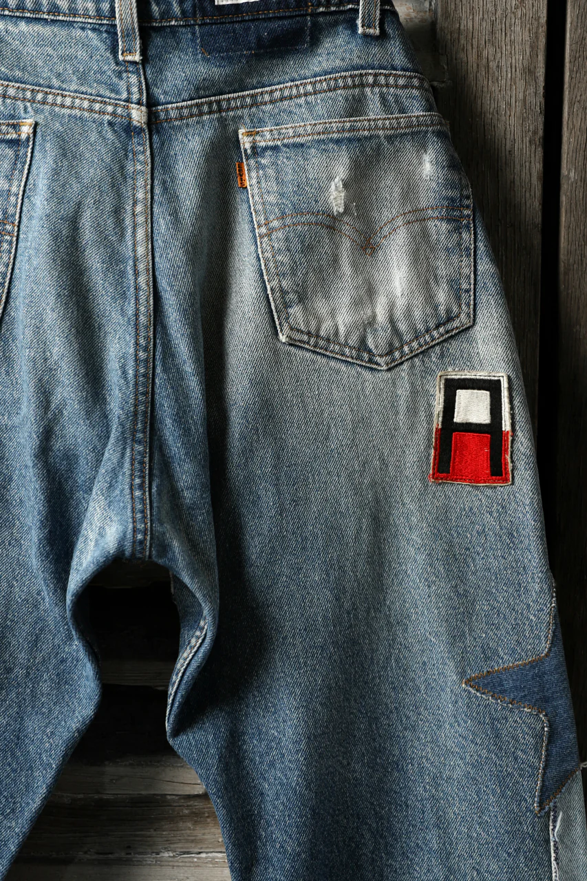 CHANGES VINTAGE REMAKE PATCHWORK DENIM TAPERED PANTS / VINTAGE DENIM (INDIGO #D) - Image 11