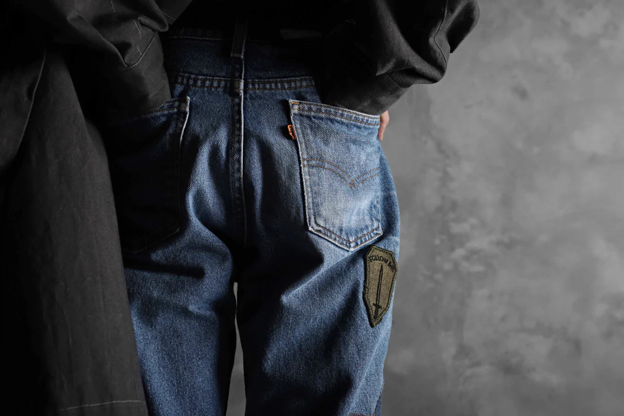 CHANGES VINTAGE REMAKE PATCHWORK DENIM TAPERED PANTS / VINTAGE DENIM (INDIGO #E) - Image 18