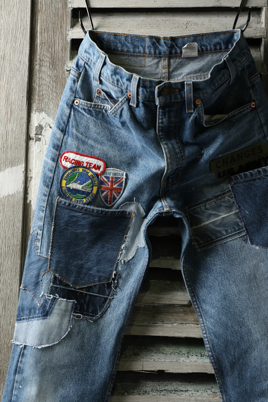 CHANGES VINTAGE REMAKE PATCHWORK DENIM TAPERED PANTS / VINTAGE DENIM (INDIGO #E) - Image 4