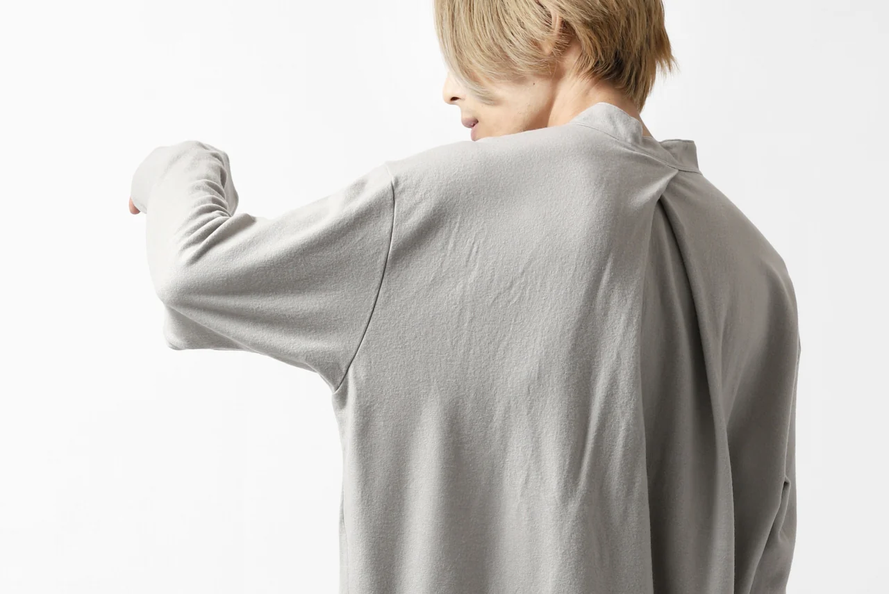 COLINA BANDED COLLAR PULLOVER SHIRT / SUPER 140s WASHABLE WOOL (GREIGE) - Image 29