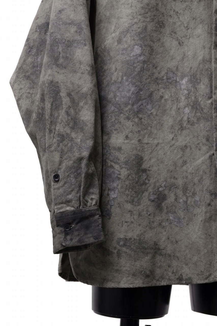 COLINA BANDED COLLAR WIDE SHIRT / ANCIENT DYED TUSSER (DUST) - Image 15