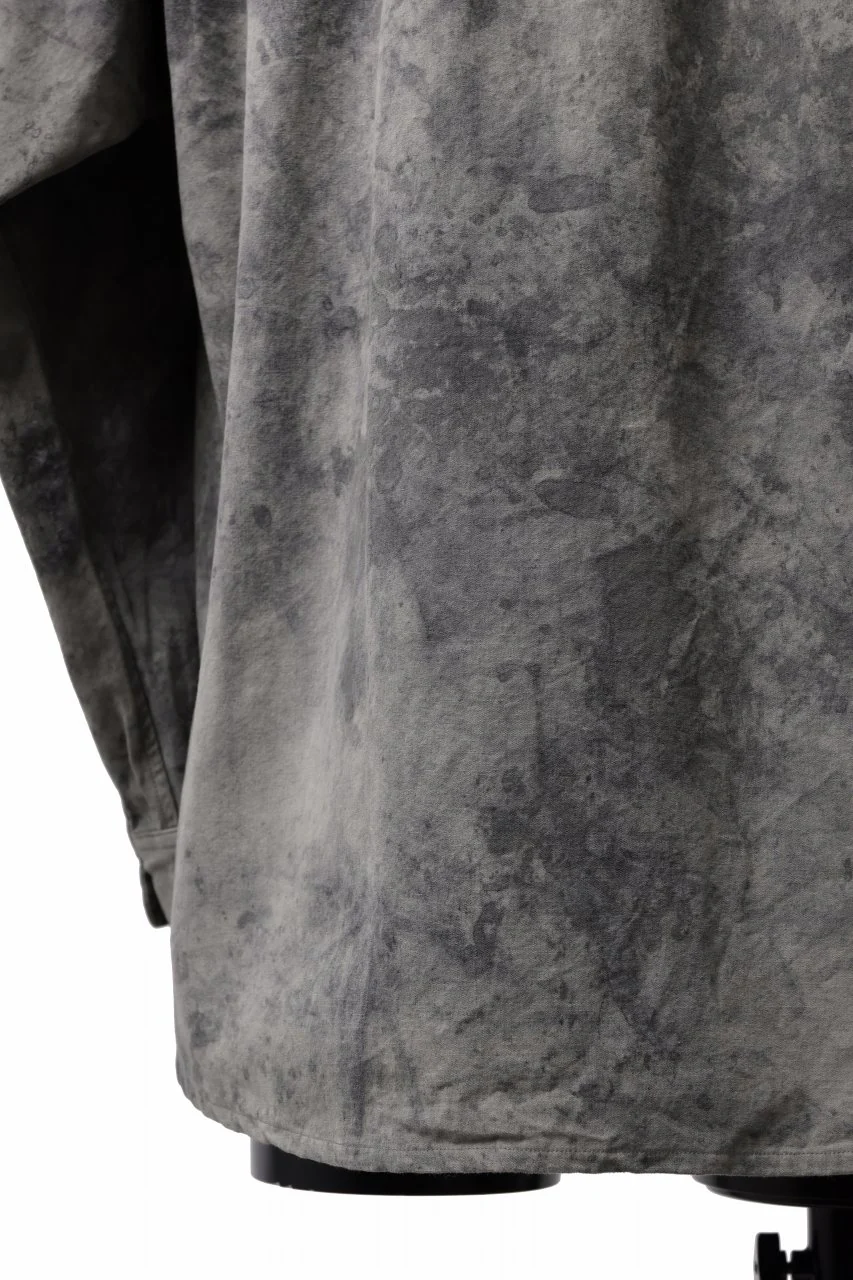 COLINA BANDED COLLAR WIDE SHIRT / ANCIENT DYED TUSSER (DUST) - Image 18