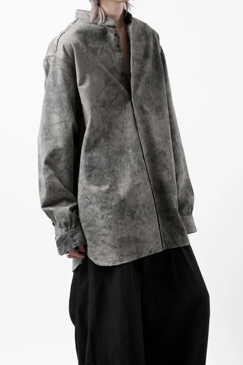 COLINA BANDED COLLAR WIDE SHIRT / ANCIENT DYED TUSSER (DUST) - Image 24