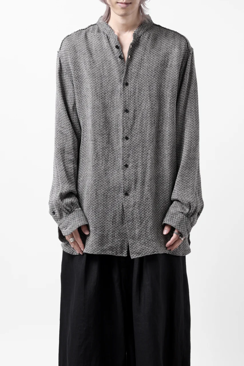 COLINA BANDED COLLAR WIDE SHIRT / LINEN DOBBY CHAMBRAY (BLACK) - Image 2