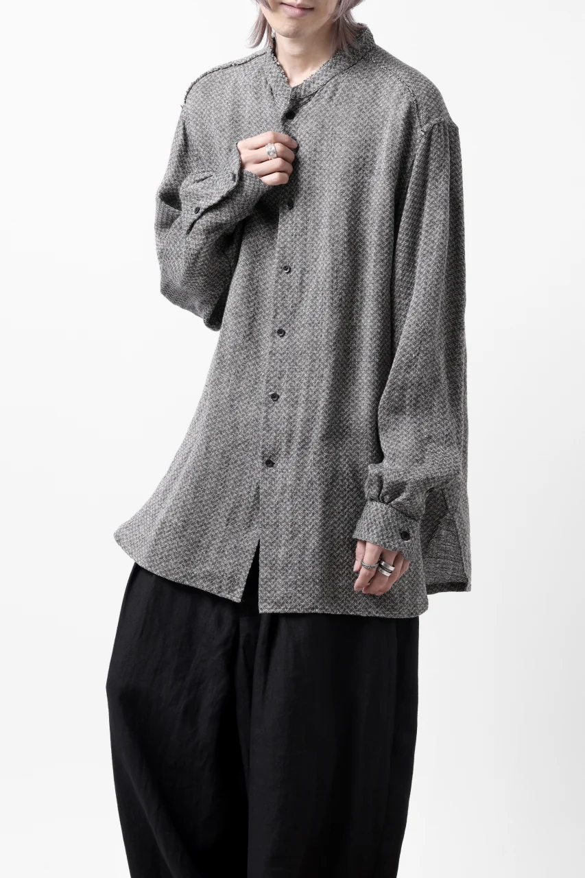 COLINA BANDED COLLAR WIDE SHIRT / LINEN DOBBY CHAMBRAY (BLACK) - Image 22