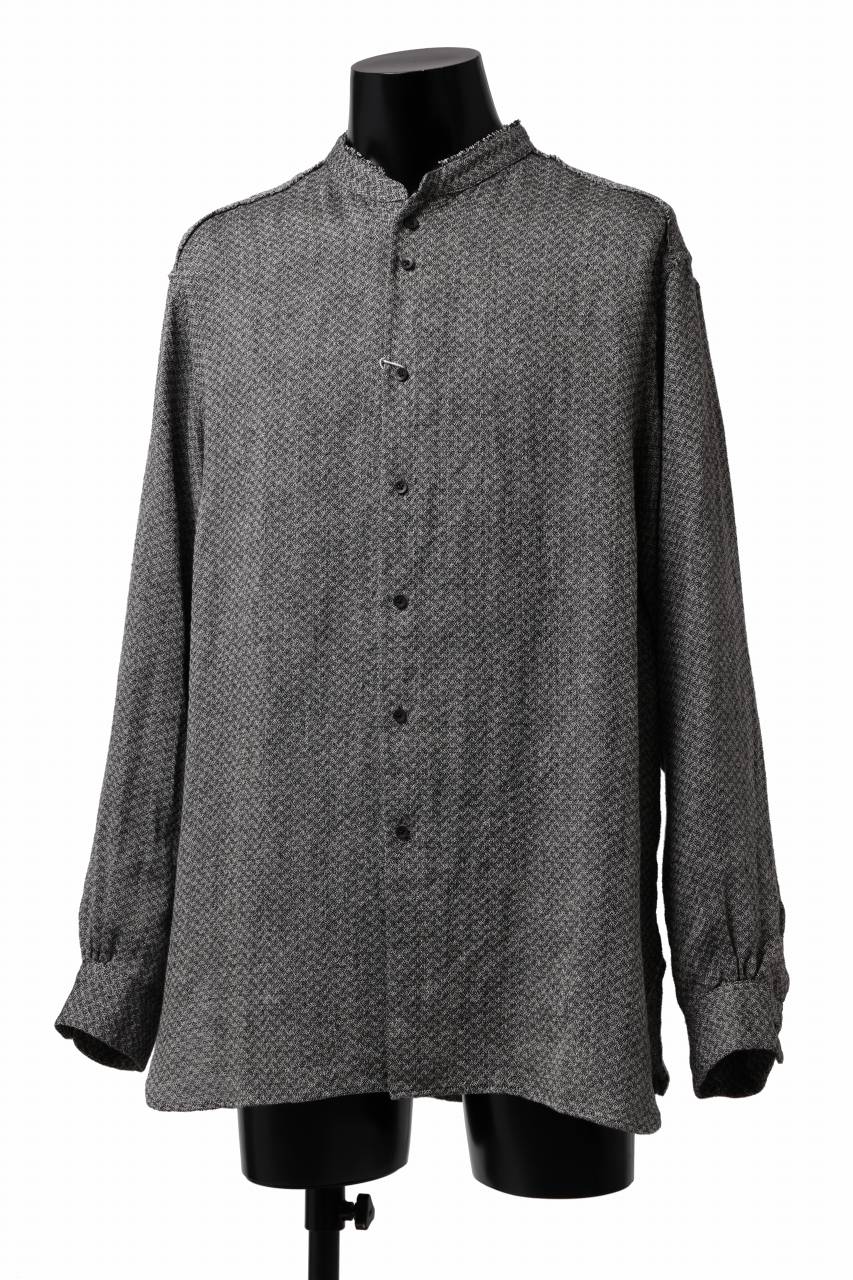 COLINA BANDED COLLAR WIDE SHIRT / LINEN DOBBY CHAMBRAY (BLACK) - Image 6
