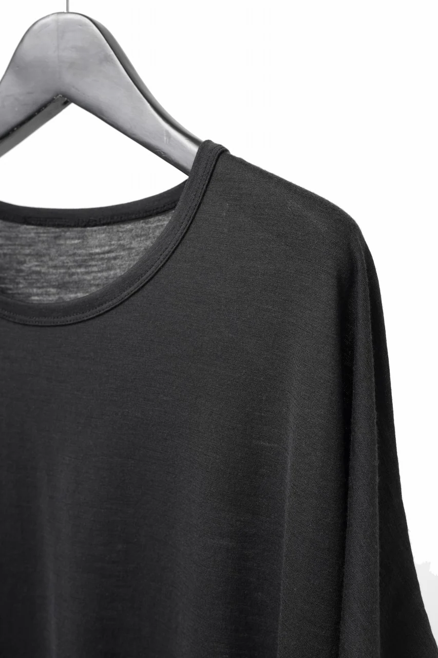 COLINA DOLMAN S/S TEE / SUPER 120s WASHABLE WOOL JERSEY (DARKNESS) - Image 4