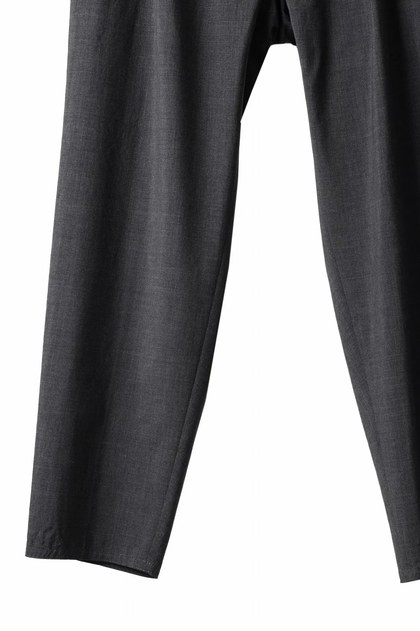 COLINA THE SLACKS / WASHABLE WOOL TROPICAL (DARK GREY) - Image 21