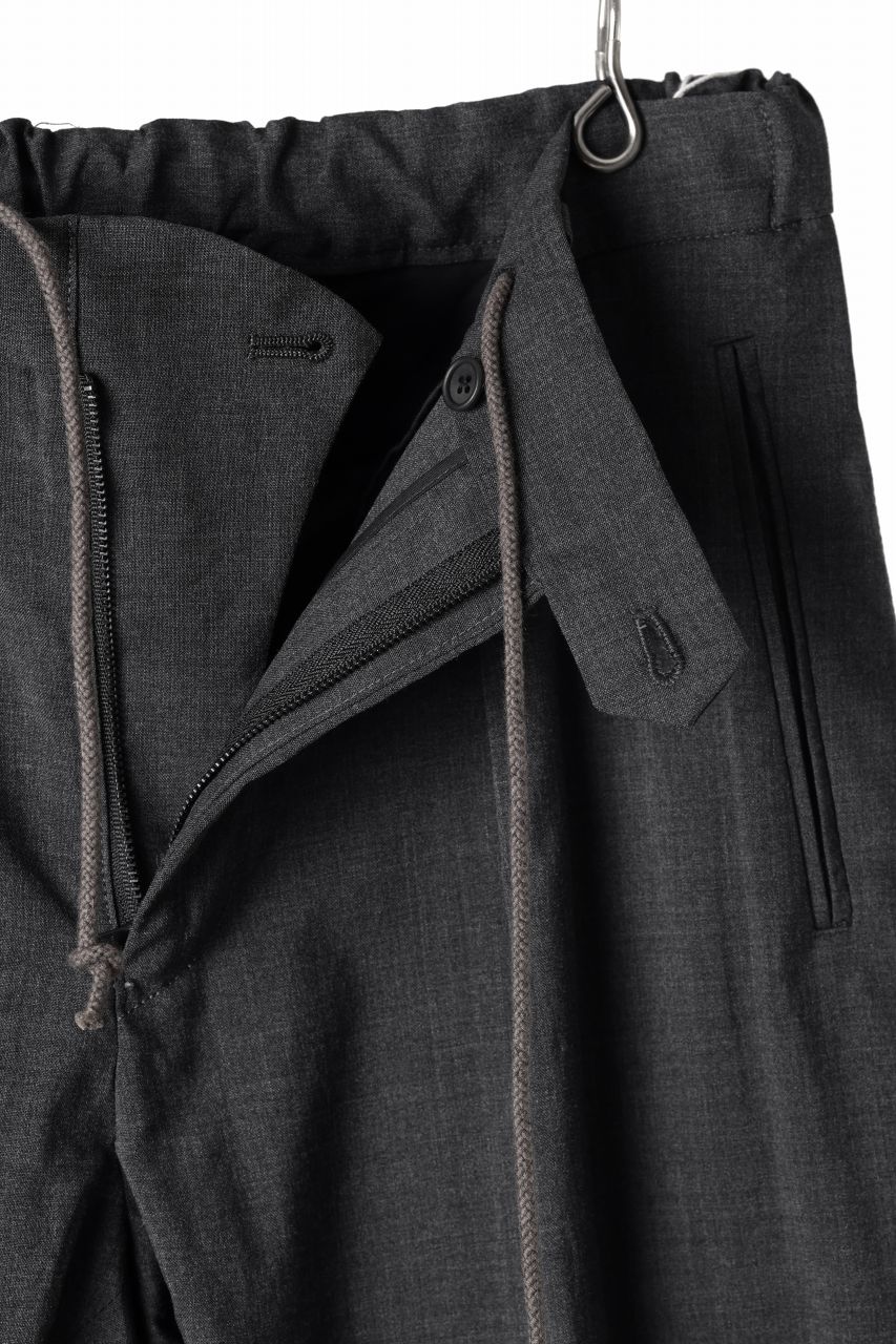 COLINA THE SLACKS / WASHABLE WOOL TROPICAL (DARK GREY) - Image 24