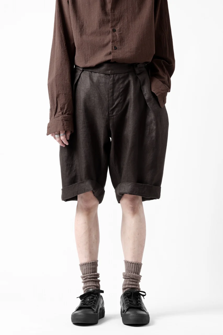 COLINA TUCK SHORTS / SAFILIN LINEN HERRINGBONE (BROWN) - Image 21