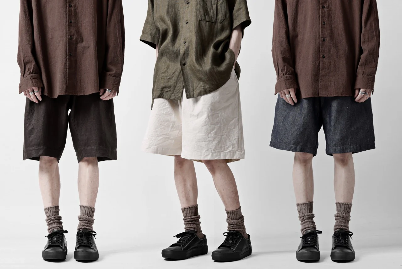 COLINA TUCK SHORTS / SAFILIN LINEN HERRINGBONE (BROWN) - Image 36