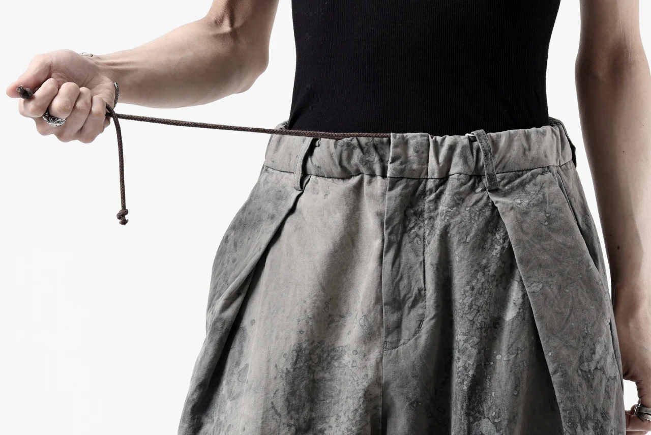 COLINA W TUCK TROUSERS / ANCIENT DYED TUSSER (DUST) - Image 41