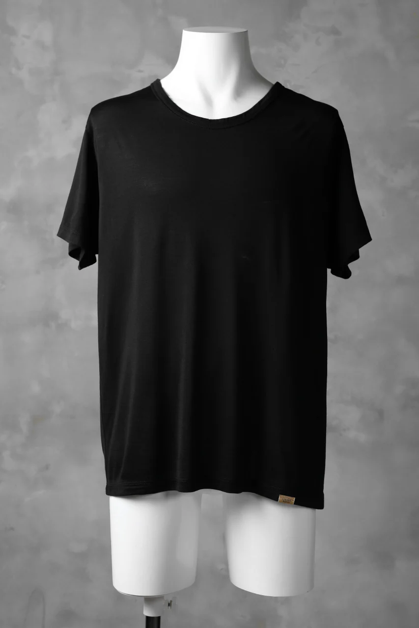 COLINA WASHABLE SILK TEE (BLACK)