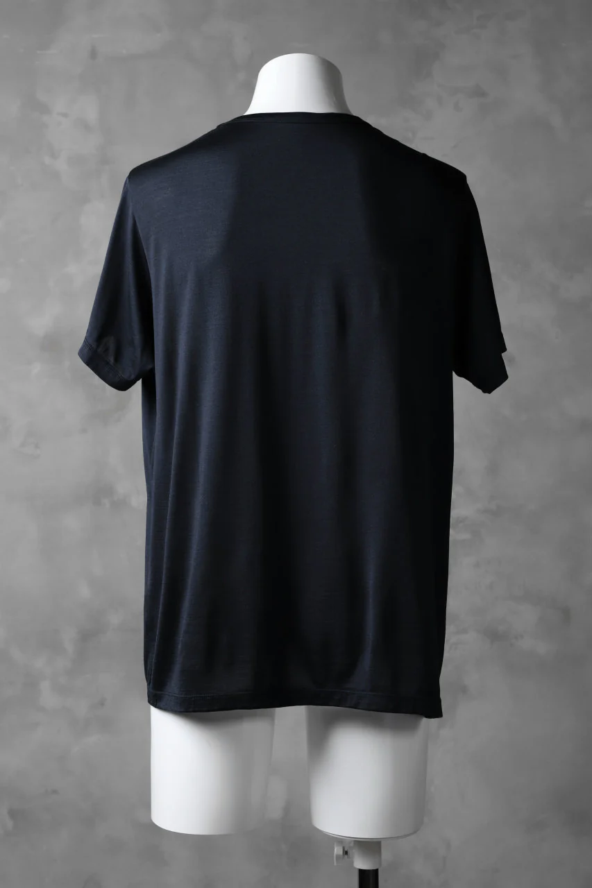 COLINA WASHABLE SILK TEE (NAVY) - Image 4