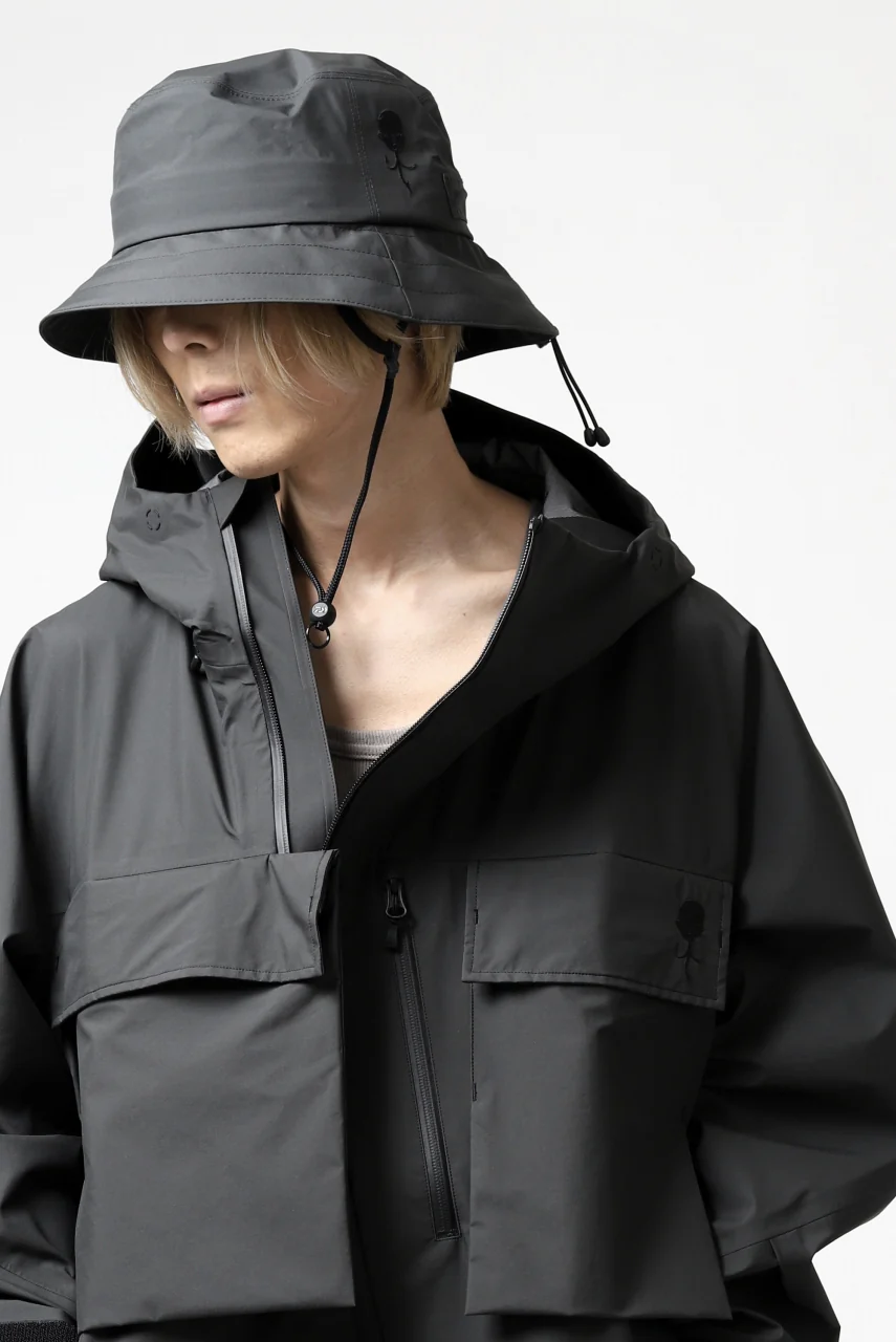 D-VEC x ALMOSTBLACK "GORETEX PRODUCT 3L SHELL" HAT (DARK GREY) - Image 17