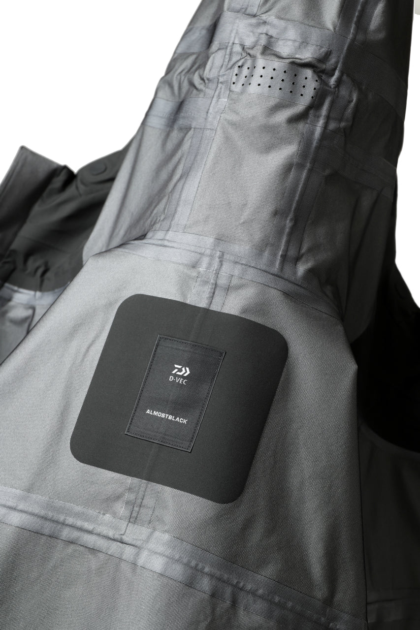 D-VEC x ALMOSTBLACK "GORETEX PRODUCT 3L SHELL" HOODED JACKET (DARK GREY) - Image 28