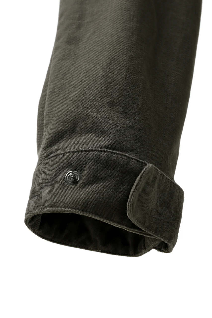 daub CENTRAL SEAM BUTTONS CLOSURE PANTS / SOFT COTTON TWILL (KHAKI GREY) - Image 12