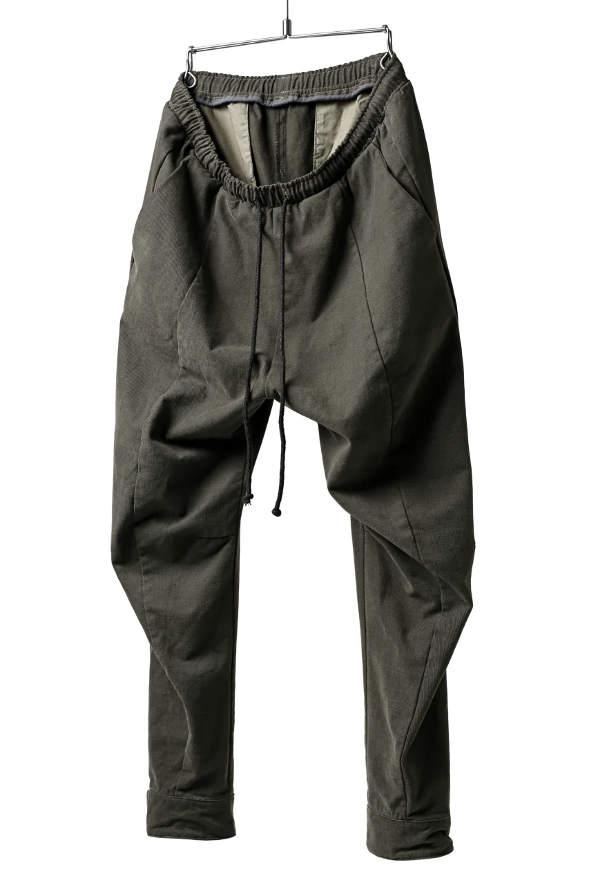 daub CENTRAL SEAM BUTTONS CLOSURE PANTS / SOFT COTTON TWILL (KHAKI GREY) - Image 3